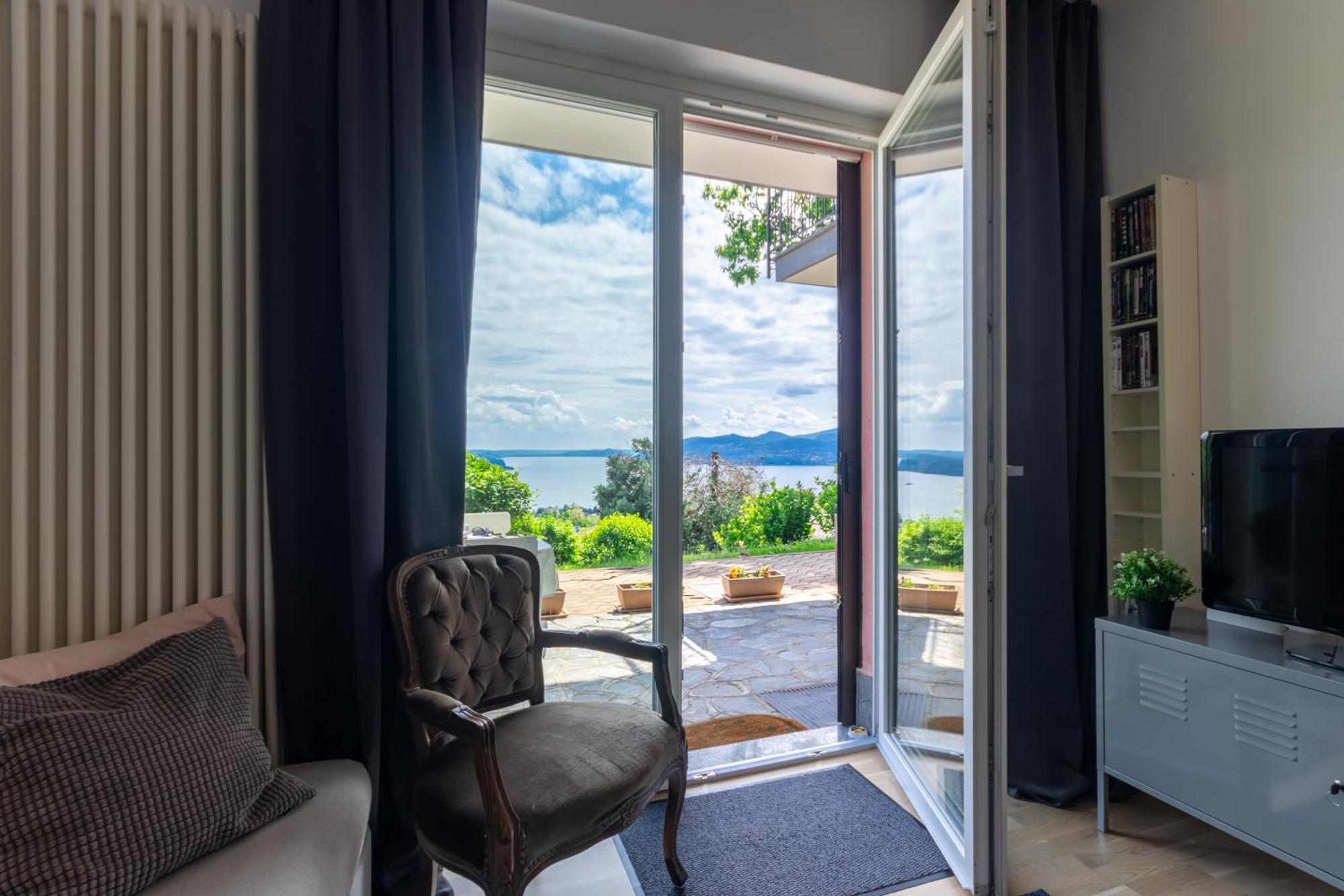 Casamina Vista Lago Verbania Arizzano Esterno foto